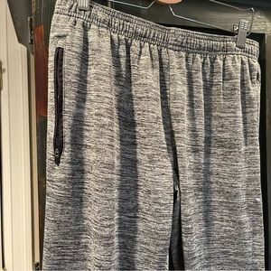 Pony brand Men’s marled gray white black athletic pants.